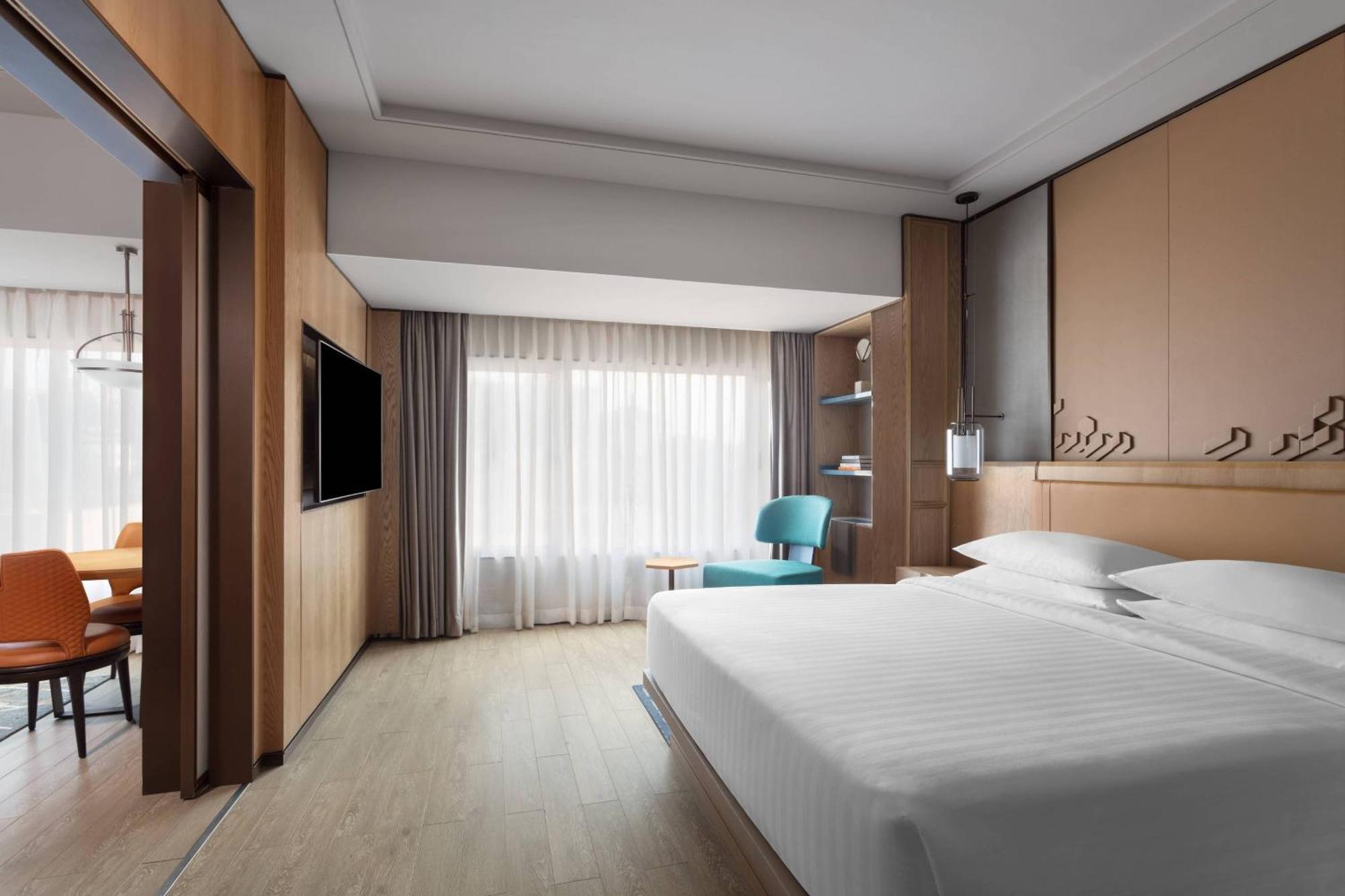 Surat Marriott Hotel Exterior foto
