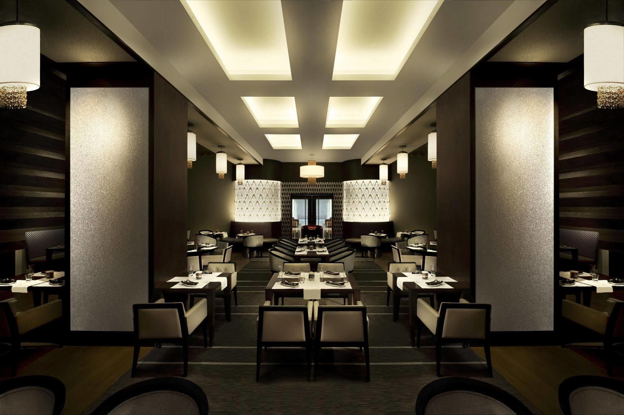 Surat Marriott Hotel Restaurante foto