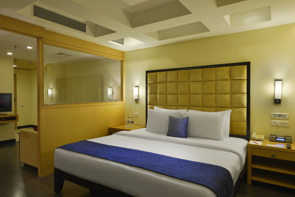 Surat Marriott Hotel Exterior foto